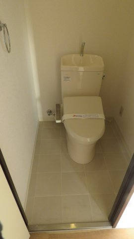 ラフォーレ田無のトイレ|ウォシュレット付き