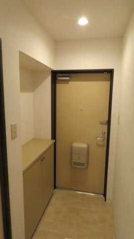 ラフォーレ田無の玄関|収納もある玄関です