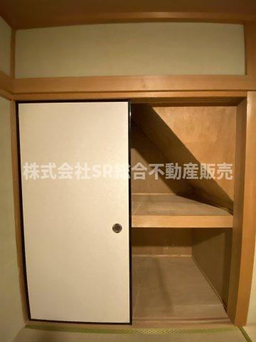 六万寺町1丁目中古戸建の収納|全居室収納有♪