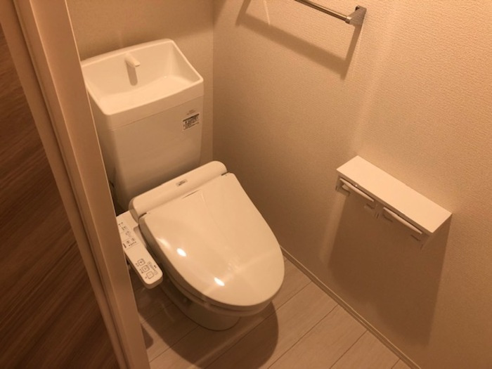 グランツアルファのトイレ|清潔感のあるトイレです