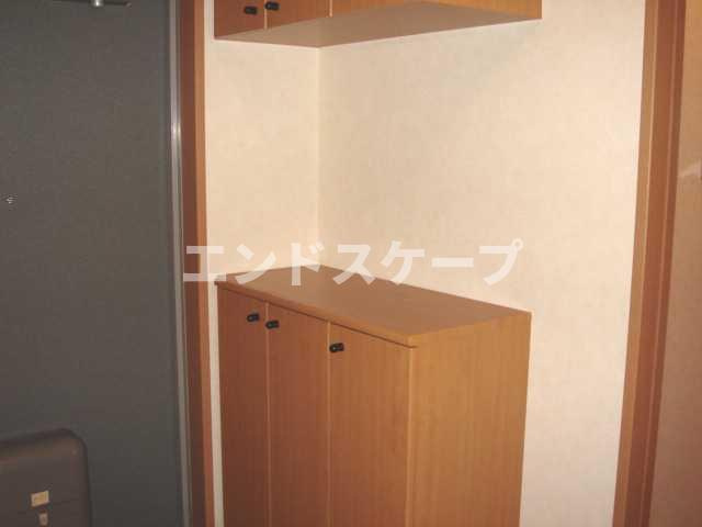 プレステージ中居の収納|下駄箱
高崎、前橋のお部屋探しはエンドスケープまで！お客様の理想お聞かせ下さい♪