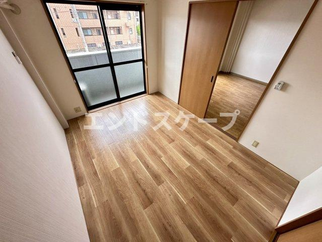 プレステージ中居の洋室|高崎、前橋のお部屋探しはエンドスケープまで！お客様の理想お聞かせ下さい♪