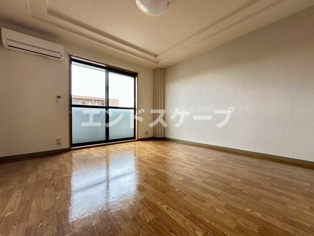 プレステージ中居の居間・リビング|高崎、前橋のお部屋探しはエンドスケープまで！お客様の理想お聞かせ下さい♪