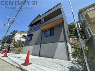 木造2階建て