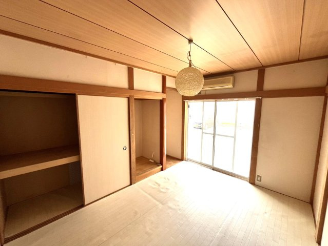 岩出市金屋の和室