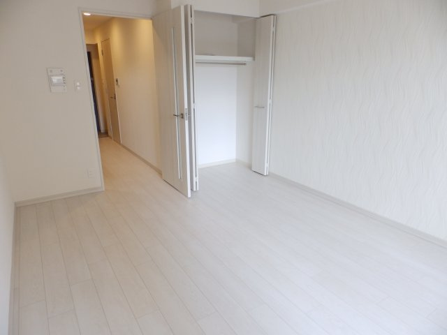 スプランディッド王子公園の居間・リビング