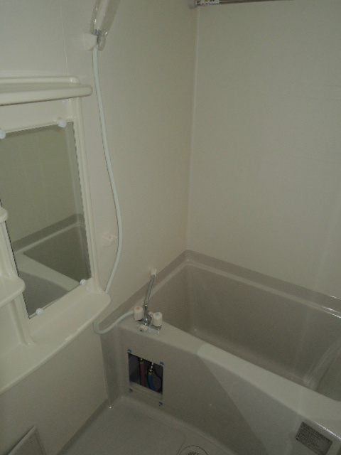 プレサンス三宮ディライトの浴室