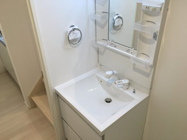 プレステージ三宮東の洗面所