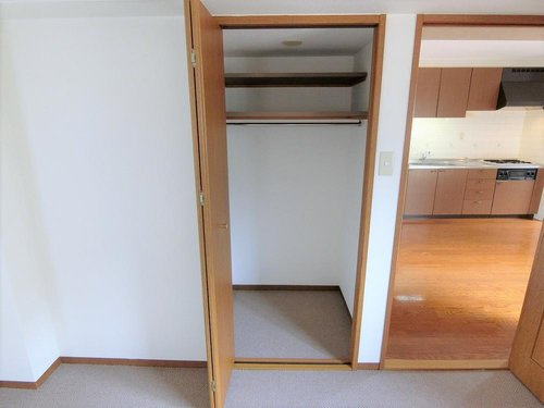 ローレル春日野道の収納