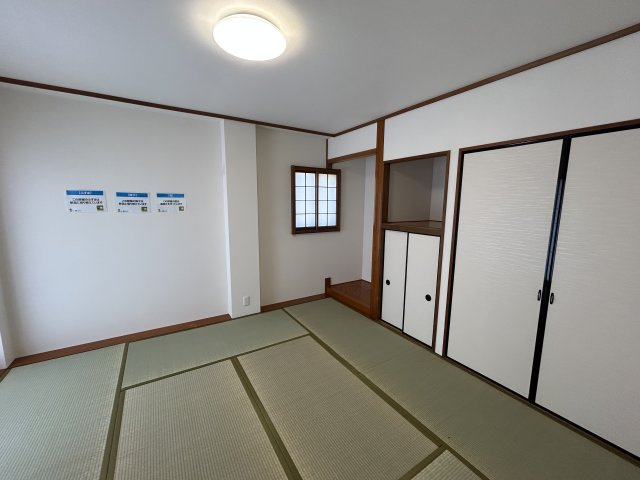 津乃峰町長浜中古戸建の和室