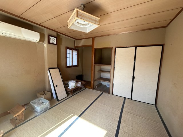 津乃峰町長浜中古戸建の和室