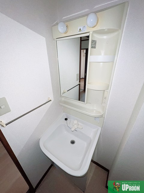メゾン アンソレイエの洗面所