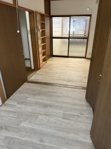東尾久５丁目戸建１０の洋室