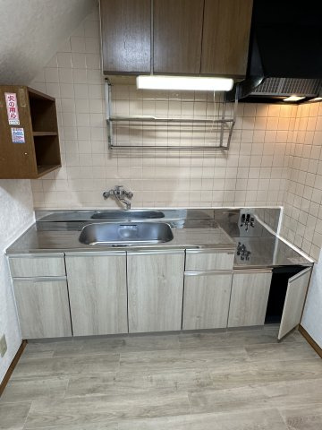 東尾久５丁目戸建１０のキッチン
