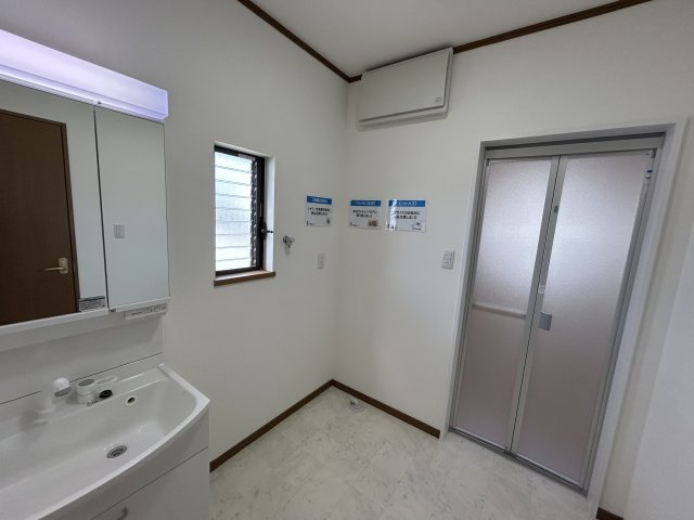 板野郡松茂町中喜来字福有開拓中古戸建の脱衣所