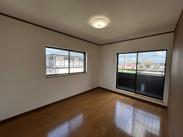 板野郡松茂町中喜来字福有開拓中古戸建の洋室