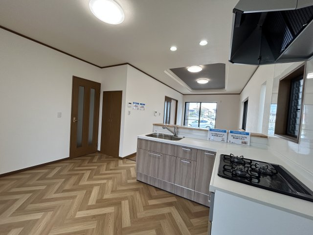 板野郡松茂町中喜来字福有開拓中古戸建のキッチン