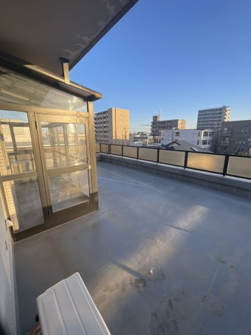 パルシティ笈川の駐車場