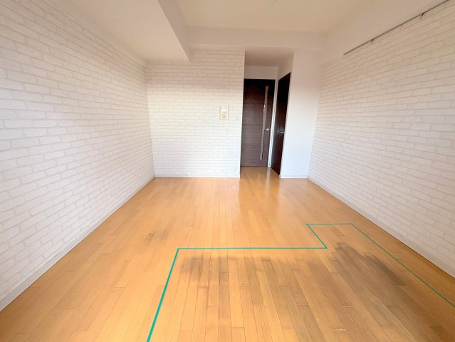 クレアートアドバンス北大阪の居間・リビング