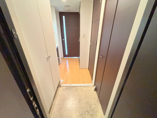 クレアートアドバンス北大阪の玄関