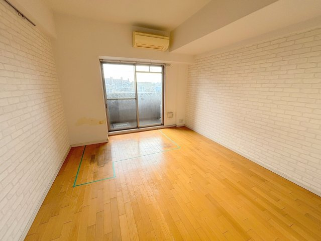 クレアートアドバンス北大阪の寝室