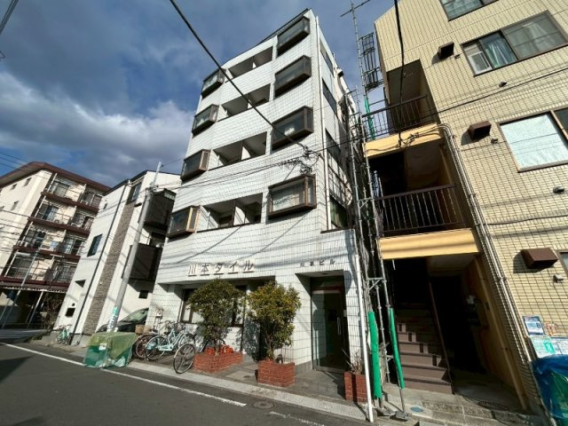 川本ビルの外観