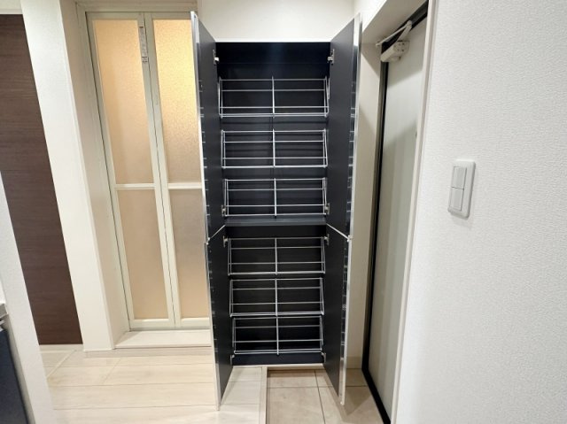 ラ・ルーチェお花茶屋の収納|別部屋参考写真