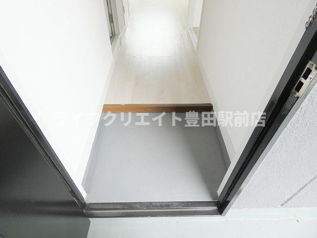 【玄関】 | 黒部ビル