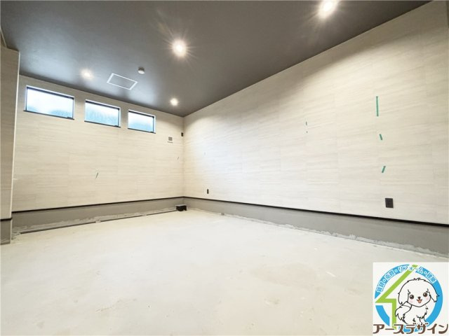 G-HOUSE　TiKの駐車場