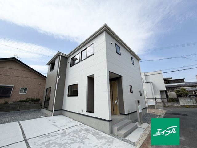 【外観】 | リーブルガーデン倉敷市真備町川辺 (全1棟) | 並列2台駐車可能です！