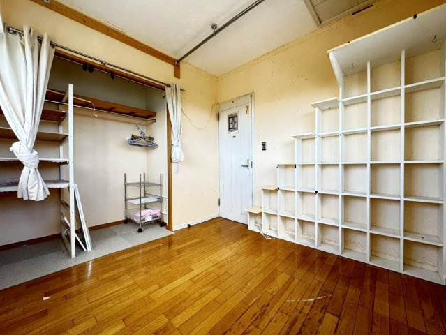 銚子市小浜町中古戸建の洋室