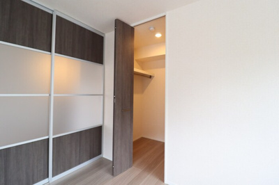 【収納】 | ヴァン・ヴェールおおたかの森 Ⅱ | ウォークインクローゼット