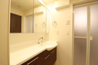 【独立洗面台】 | ヴァン・ヴェールおおたかの森 Ⅱ | 洗髪洗面化粧台