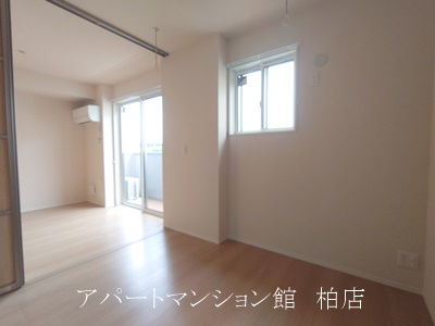 【洋室】 | ラプエルタ