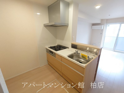 【キッチン】 | ラプエルタ