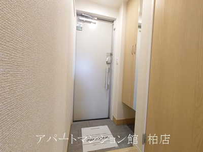 【玄関】 | ラプエルタ