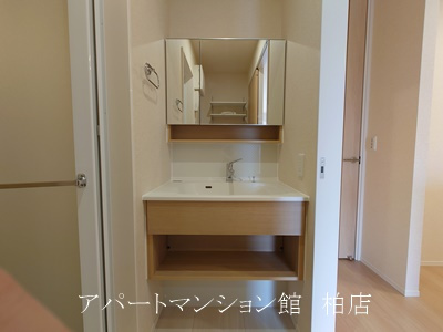 ラプエルタの独立洗面台
