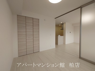 Orto Sole（オルト ソレ）の洋室