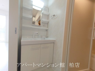 Orto Sole（オルト ソレ）の独立洗面台