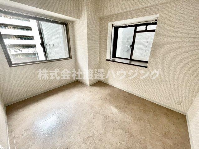 シェリール江坂の寝室