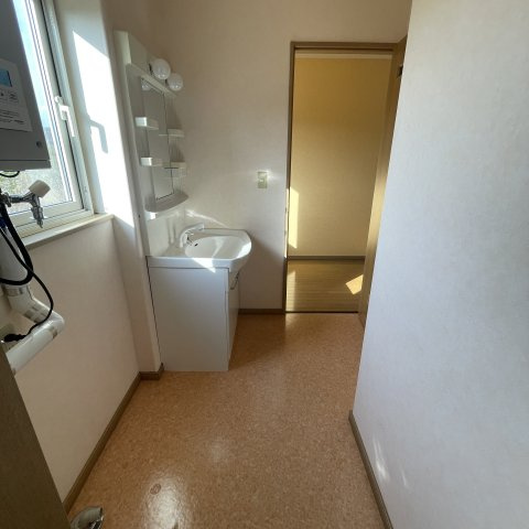 ホワイトステージの洗面所