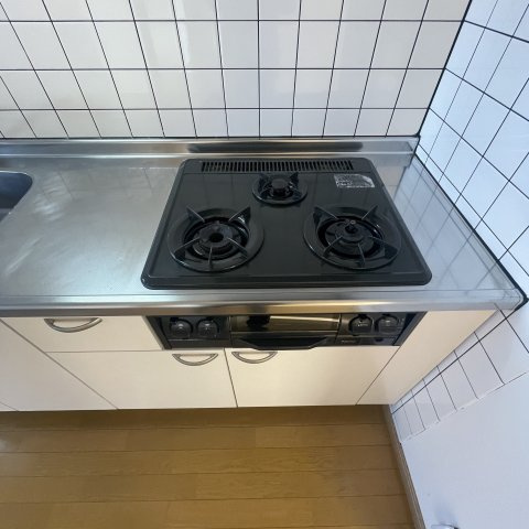 ホワイトステージのキッチン