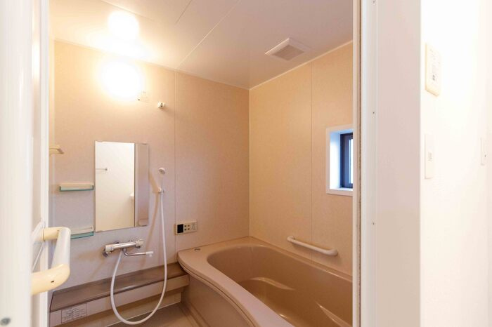 アクアマリン　Ｃの浴室