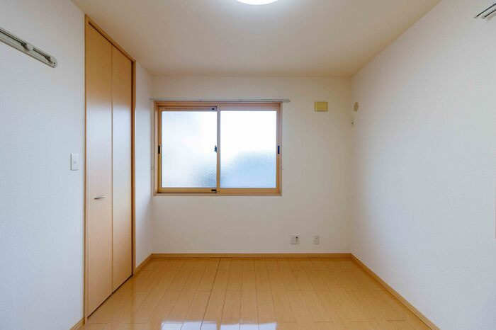 アクアマリン　Ｃの洋室