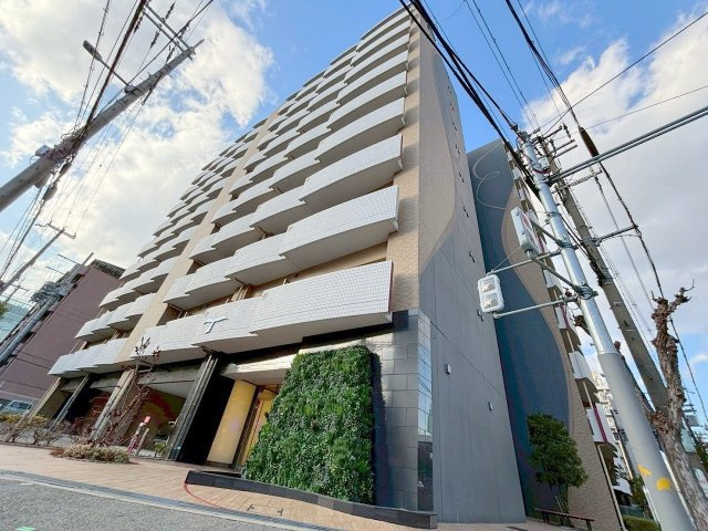 SEST新大阪の外観