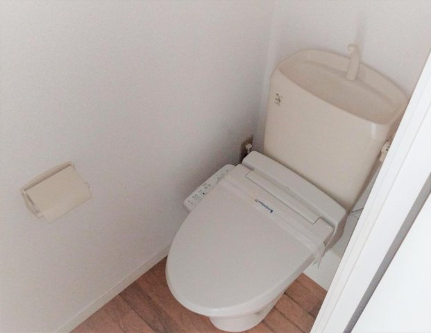 レオパレスKOJIMAの駐車場|画像6