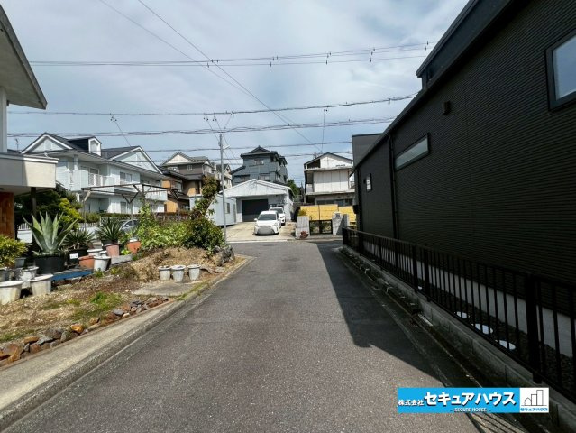 【今からご案内可能】豊明市栄町西大根　全1棟の前面道路含む現地写真|事前予約にて現地ご見学いただけます！お気軽にお問い合わせください♪
■株式会社　セキュアハウス■
住宅ローンに強く、知識、経験豊富なスタッフ在籍
お客様に寄り添い、ご成約後もサポート致します。　　　　