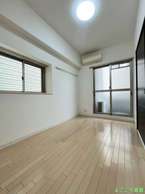 【寝室】 | ラムール難波西