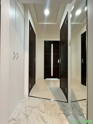 【玄関】 | ラムール難波西