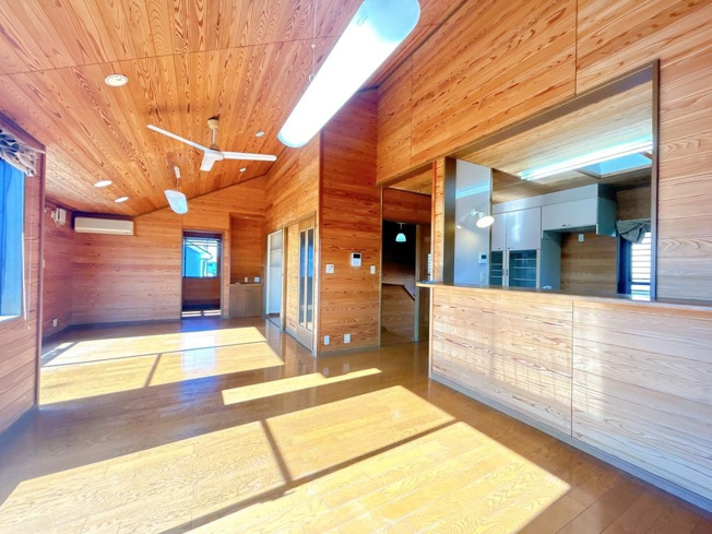 【居間・リビング】 | 戸建 羽生市南羽生１丁目